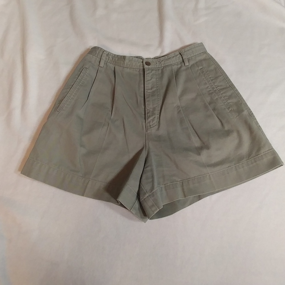 Ojai light olive green shorts